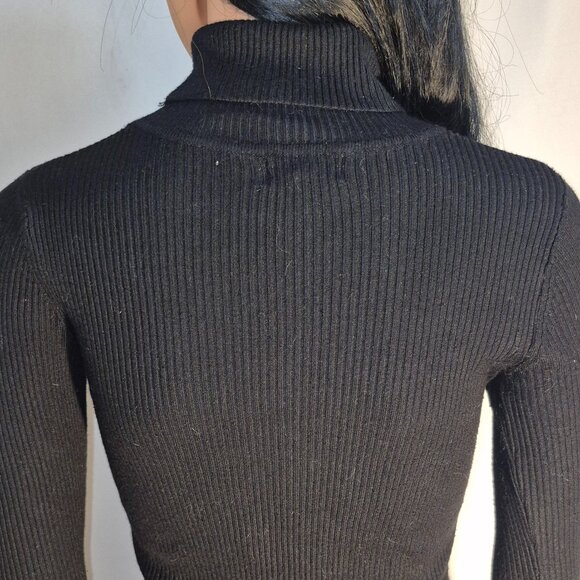 Ambiance Apparel Black turtleneck top in size small - Picture 5 of 16